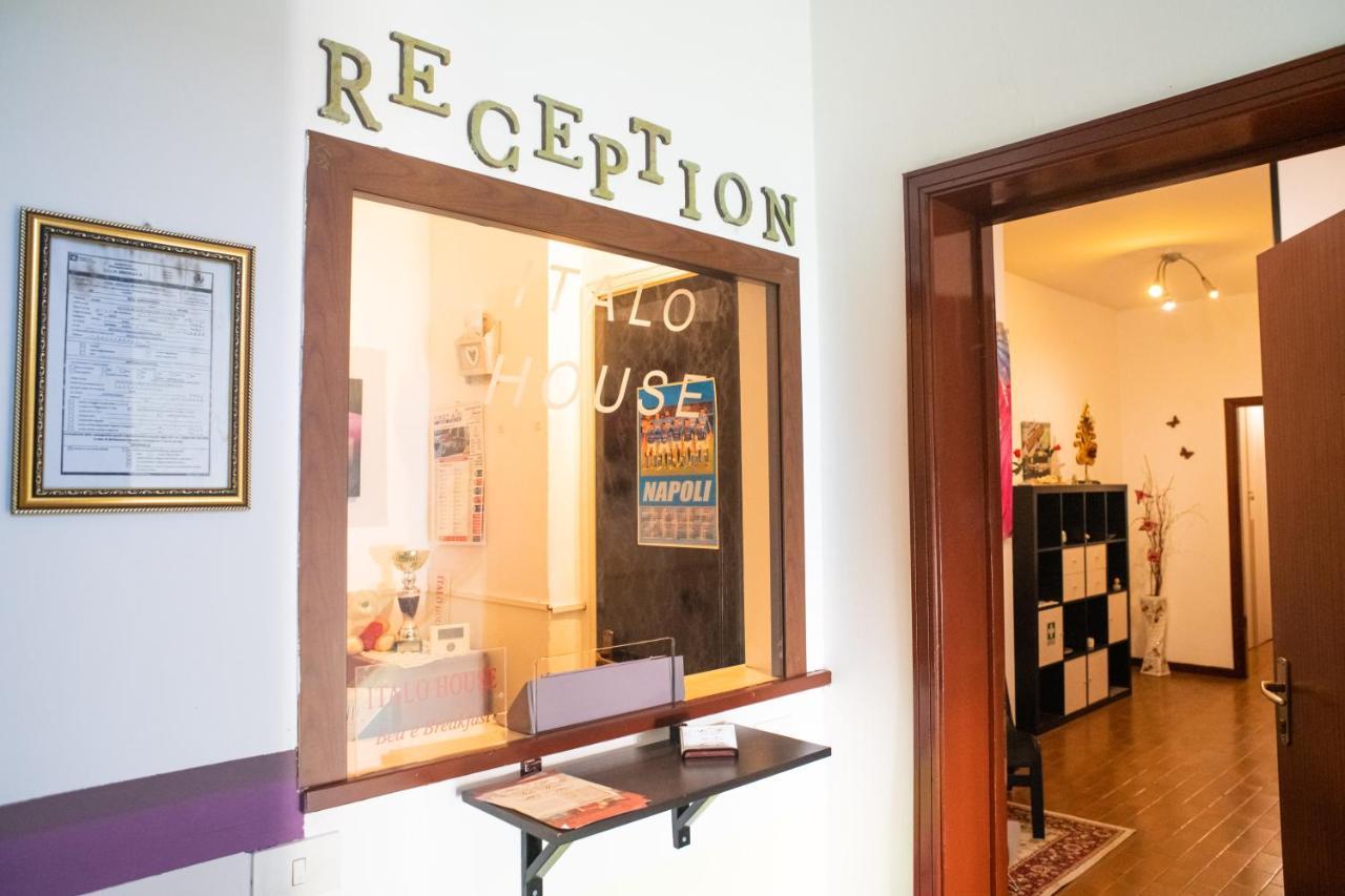 B&B Italo House Opera Buitenkant foto