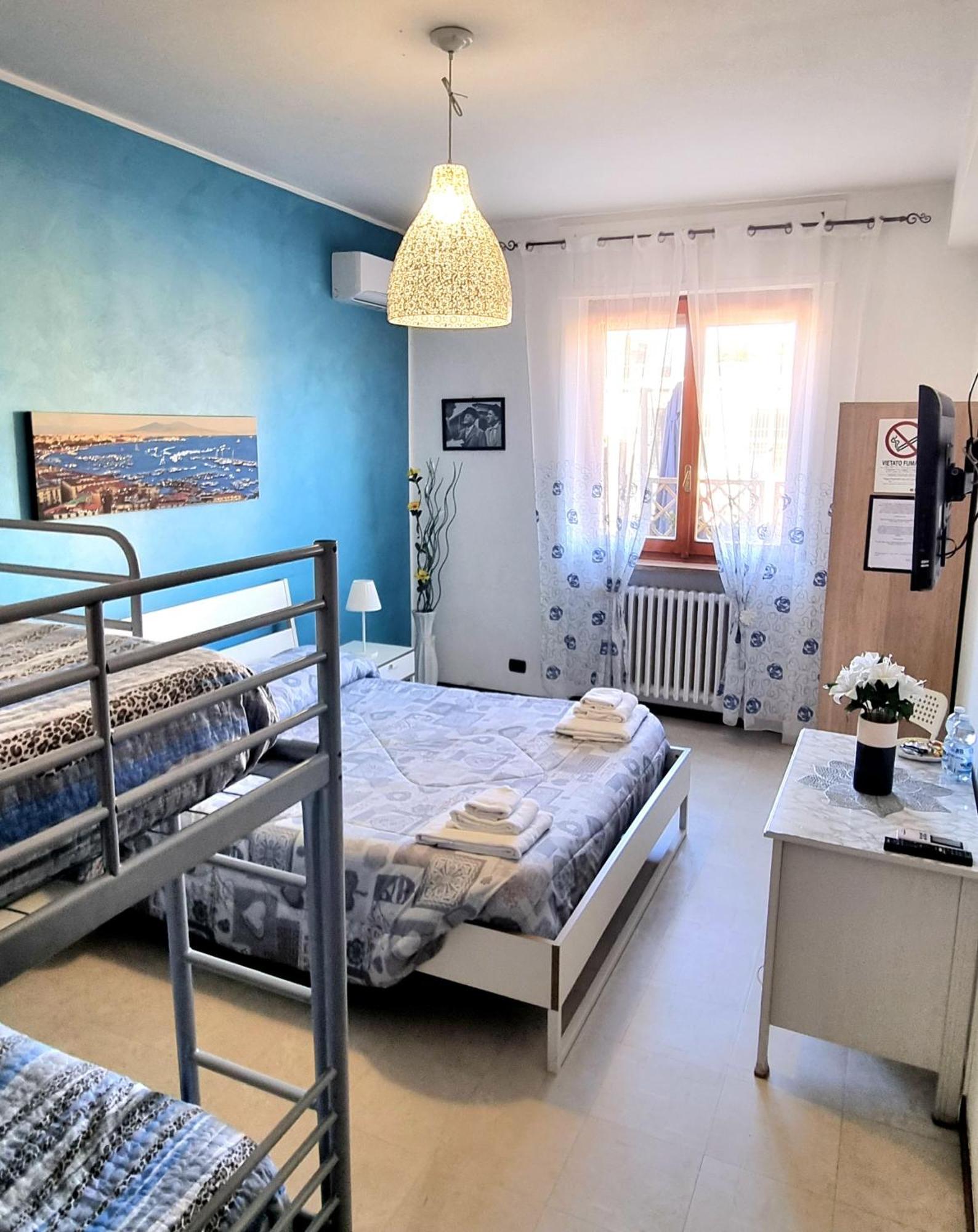 B&B Italo House Opera Kamer foto